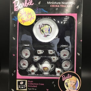 Matel 1995 Barbie Tea Set and Case