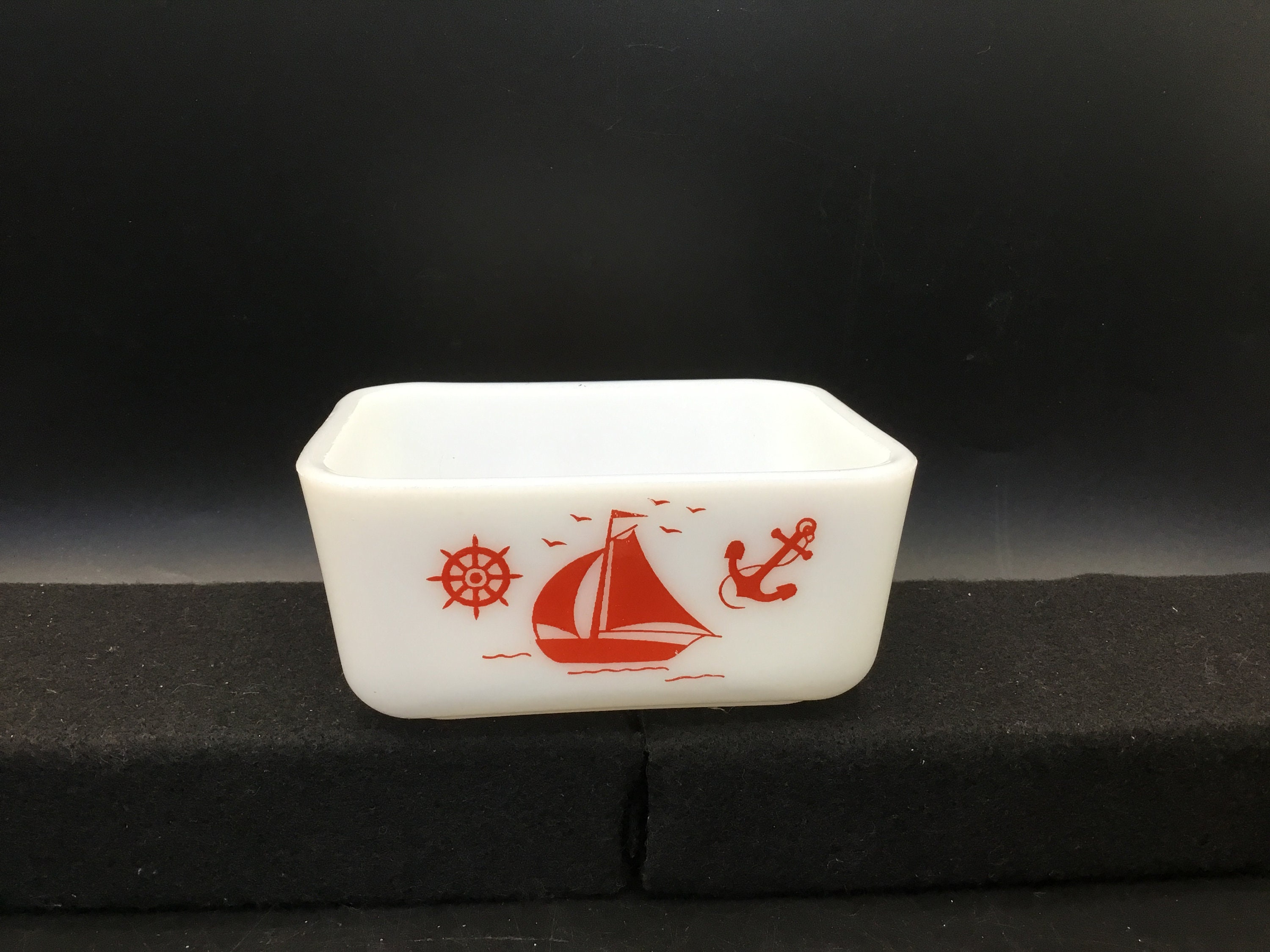 マッキー社のレッドシイプ（ヨット）のミキシングボウル2個セット