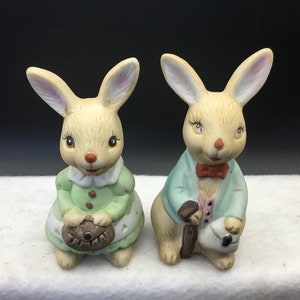 Mr and Mrs Rabbit with Murse and Purse - Taiwan