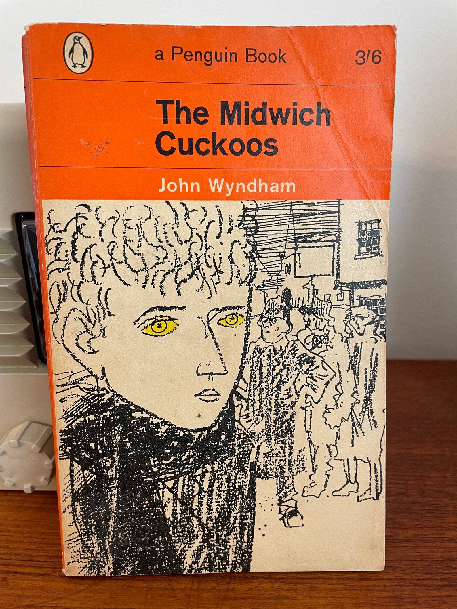 the midwich cuckoos book review the midwich cuckoos book review