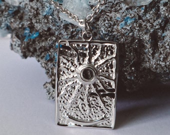 Silver Sun Minimalist Necklace, Sun Charm Pendant, gifts for women, gift ideas for men, summer boho jewelry, bohemian style jewellery
