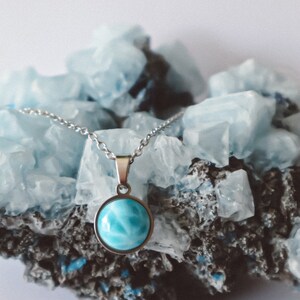 Blue Larimar Stone Minimalist Necklace Silver, ocean inspired style, crystal choker, gemstone gift for mom, handmade unique larimar pendant