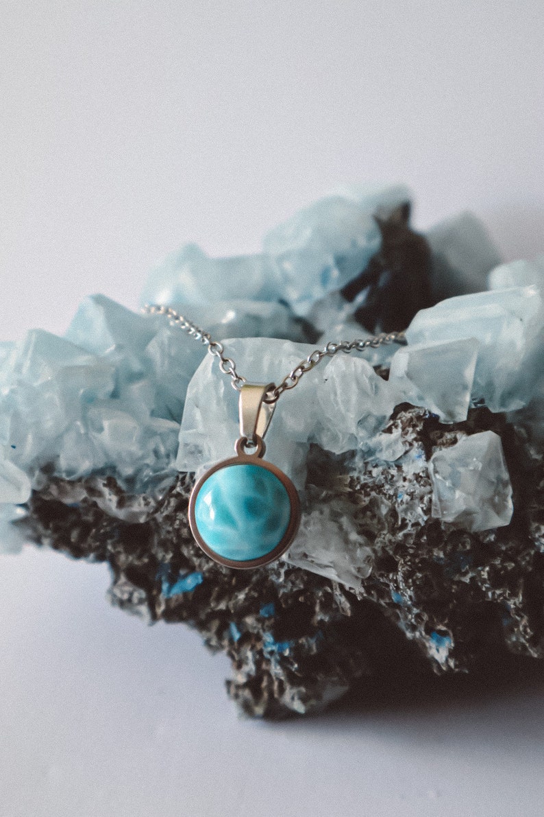 Blue Larimar Stone Minimalist Necklace Silver, ocean inspired style, crystal choker, gemstone gift for mom, handmade unique larimar pendant