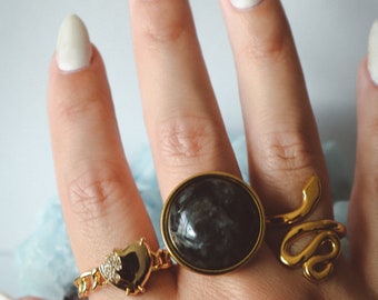 Larvikite Large Gemstone Ring Gold, Round Polished Black Stone Crystal, Birthstone Jewelry Gift Ideas, Statement 90s Style Chunky Jewellery