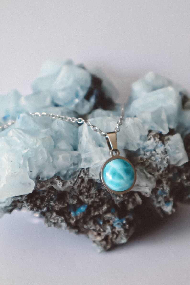 Blue Larimar Stone Minimalist Necklace Silver, ocean inspired style, crystal choker, gemstone gift for mom, handmade unique larimar pendant