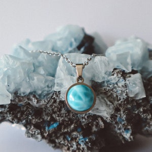 Blue Larimar Stone Minimalist Necklace Silver, ocean inspired style, crystal choker, gemstone gift for mom, handmade unique larimar pendant