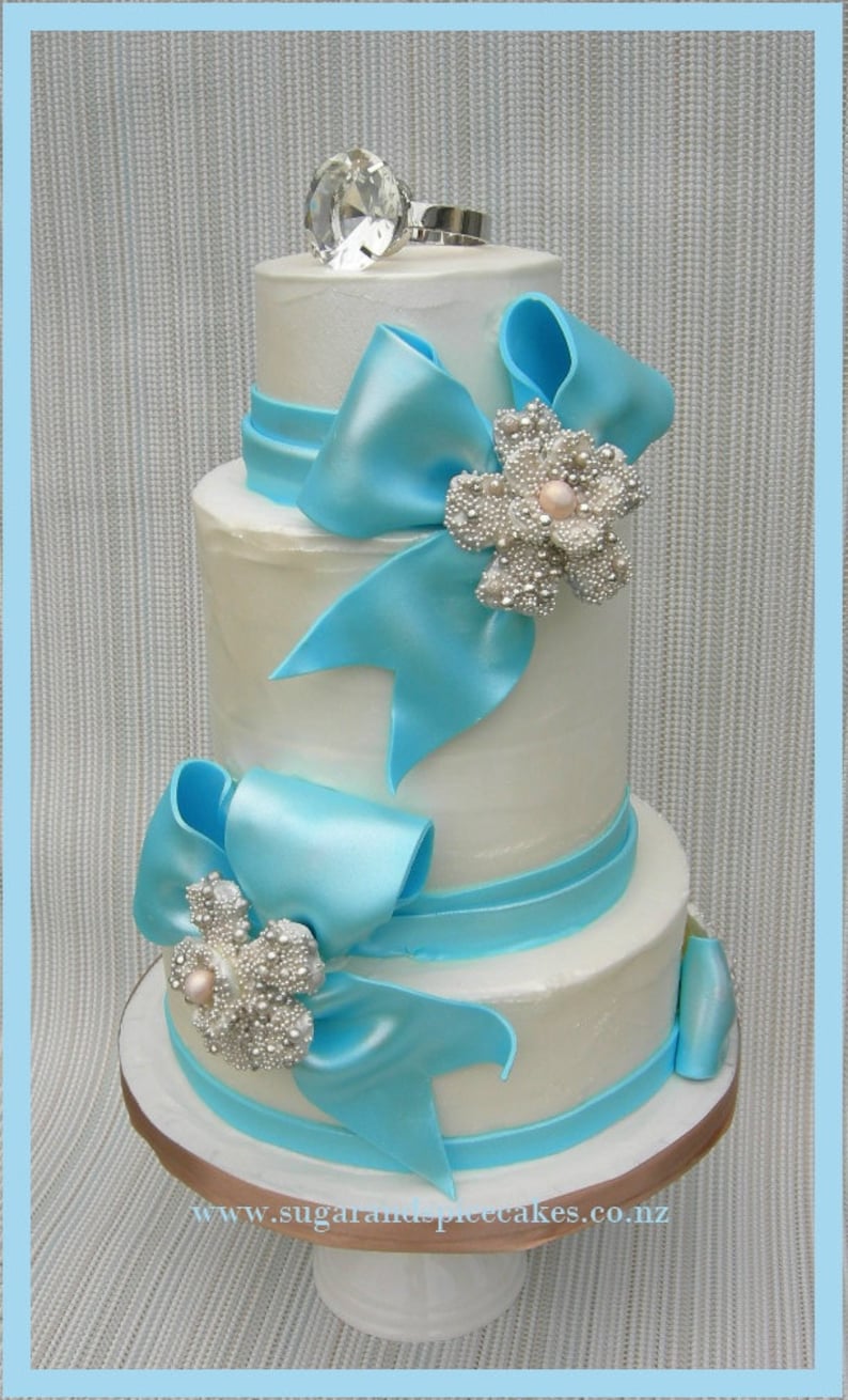Jewel Broach and Bow Cake Topper Tutorial TUTORIAL in .pdf Etsy