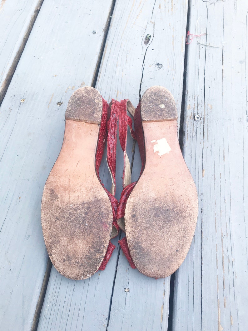 Vintage 1940s Wedge Sandals Red Snake Skin Size 7.5 8 image 7