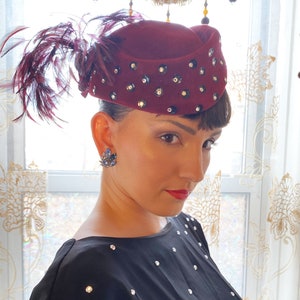 Vintage 1960s Burgundy Black Crescent Pillbox Hat with Feather Rhinestone