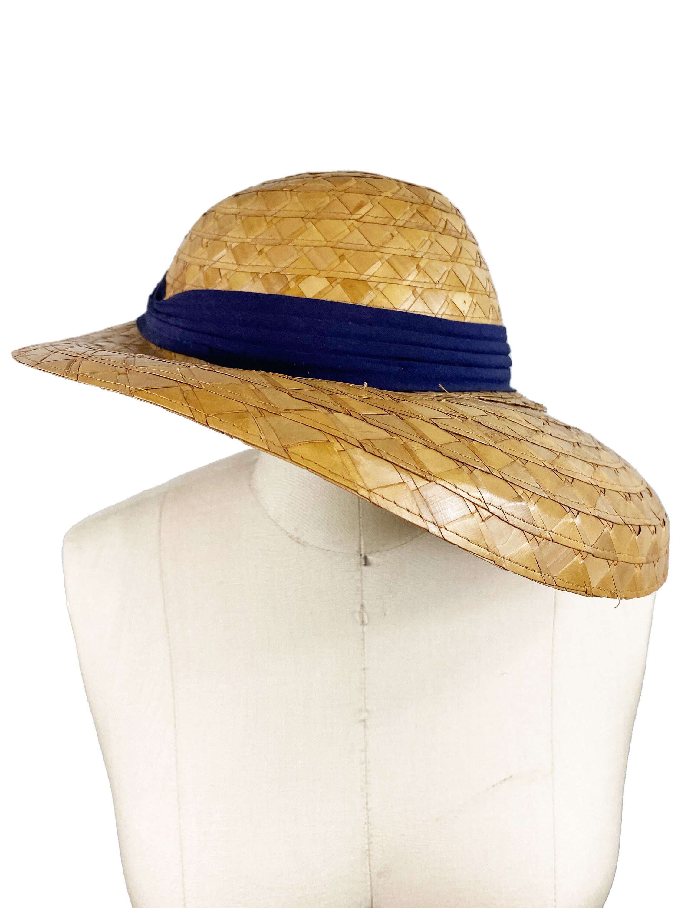 HALO HATS New York Vintage Straw Hat 40s Blue Straw Halo Hat Cream Flowers NY Creations - Etsy main image 4