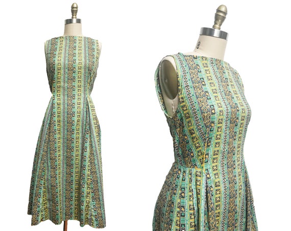 vintage 1950s Novelty Print Cotton Dress - Green … - image 1