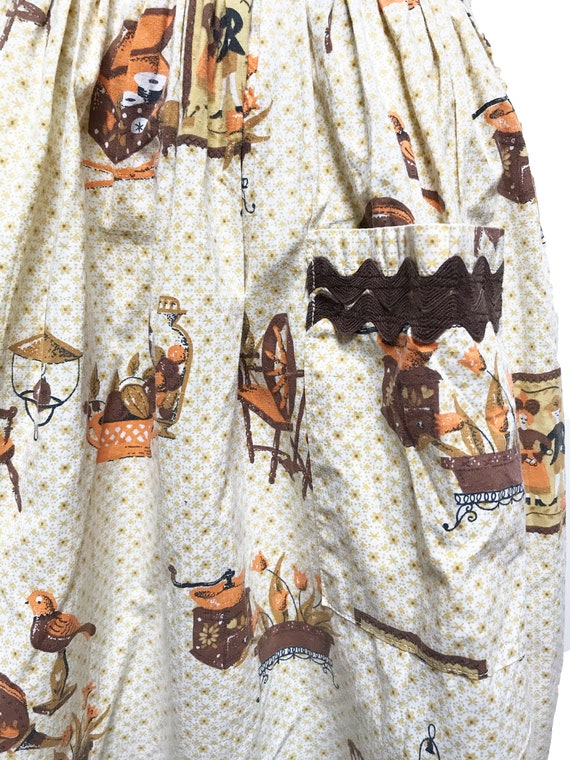 Vintage 1950s Novelty Print Skirt - Sewing Folk  … - image 4