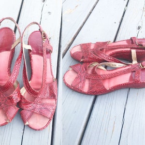 Vintage 1940s Wedge Sandals Red Snake Skin Size 7.5 8 image 1