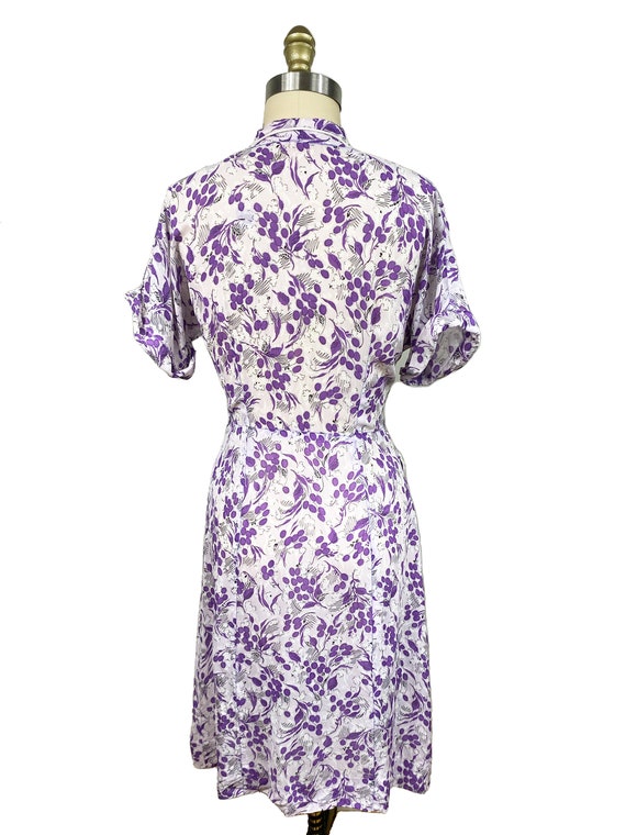 Vintage 1940s Lavender Purple Cold Rayon Dress - … - image 5
