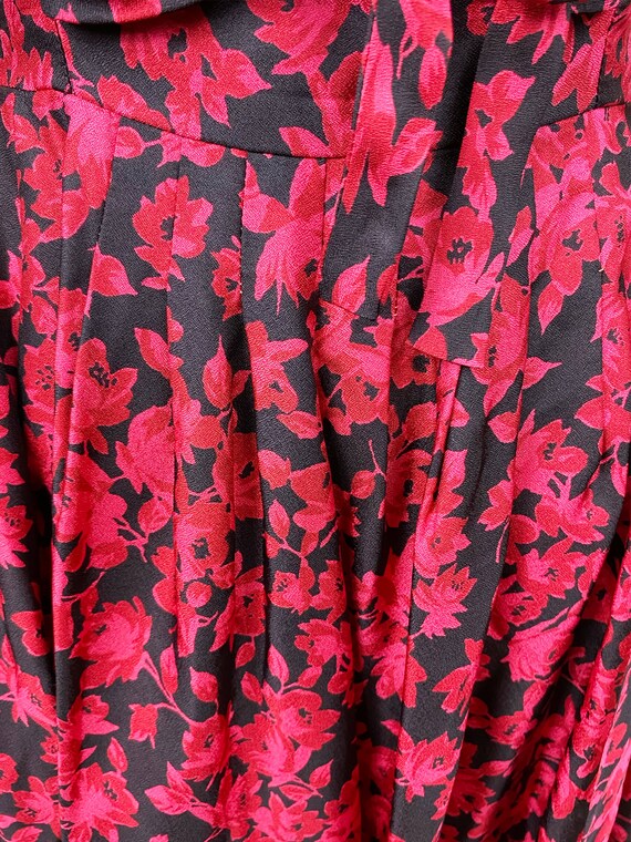 Vintage 1950s Pink Red Flower Print Dress - Long … - image 5