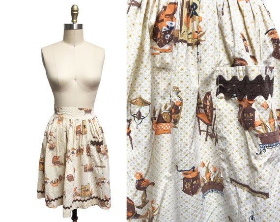 Vintage 1950s Novelty Print Skirt - Sewing Folk  … - image 1