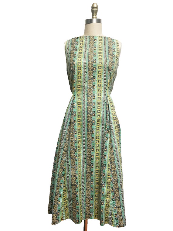 vintage 1950s Novelty Print Cotton Dress - Green … - image 2