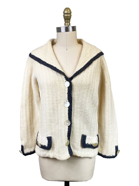 Vintage 1960s White Knit Cardigan - Grey Striped … - image 2