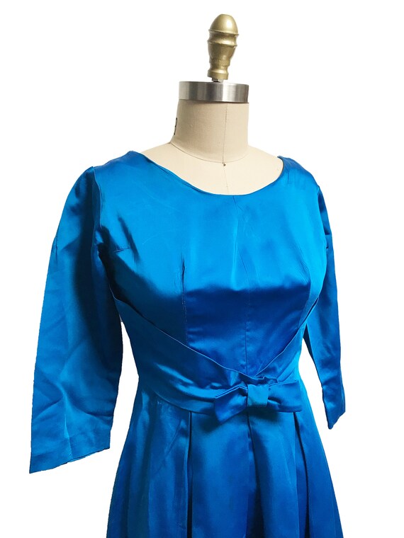 Vintage 1960's  Blue Satin Dress- Long Sleeve Bow… - image 3