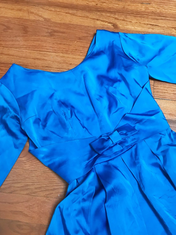 Vintage 1960's  Blue Satin Dress- Long Sleeve Bow… - image 6