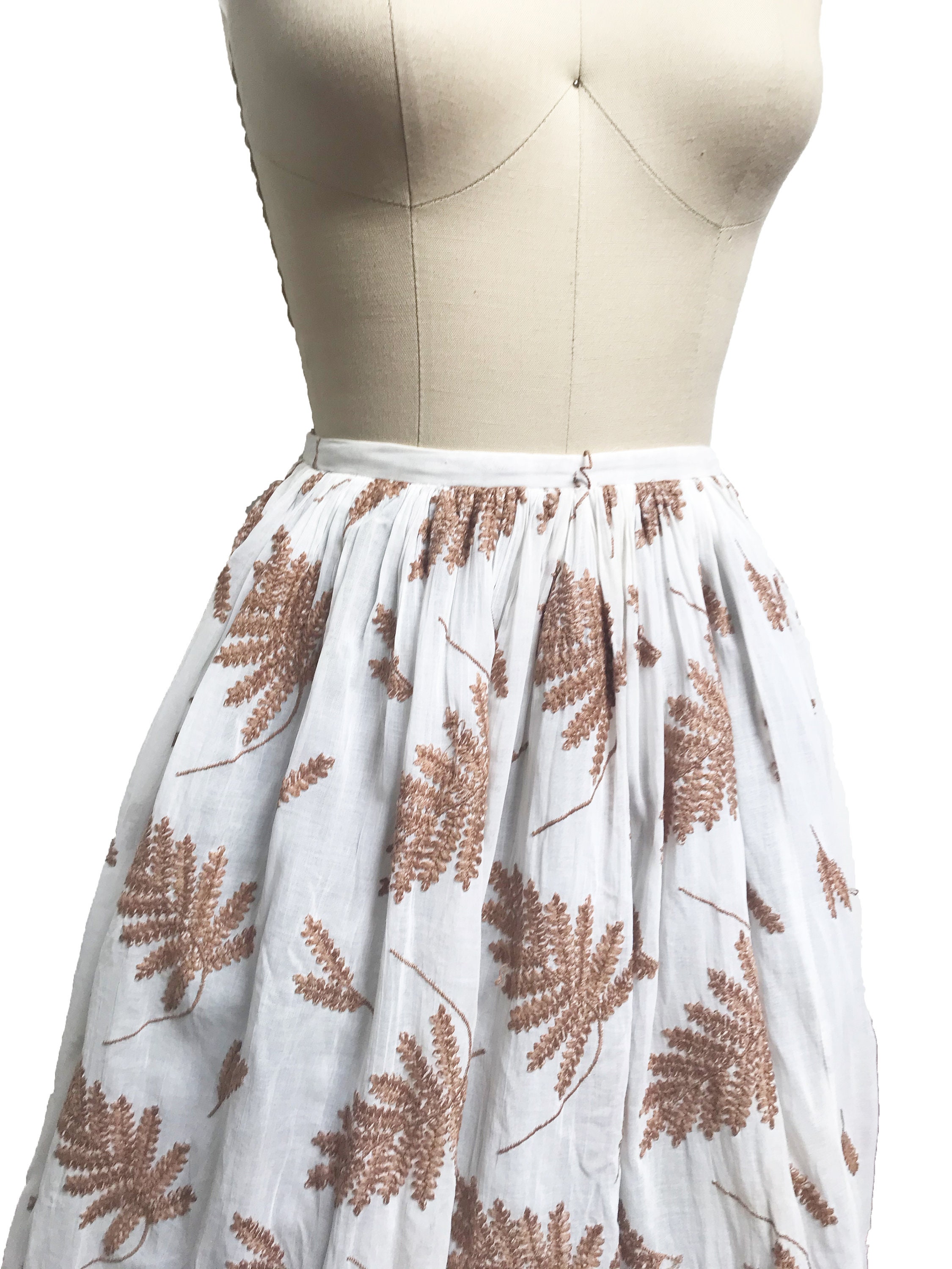 Vintage 1950s Skirt Brown Embroidered Leaves Full - Etsy