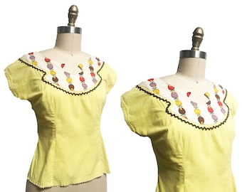 Vintage 1950s Patio Yellow Blouse - Fruit Printed Pattern Rick Rack Top Size Small