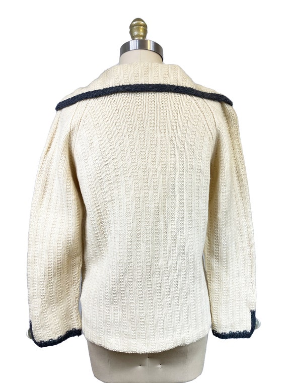 Vintage 1960s White Knit Cardigan - Grey Striped … - image 3