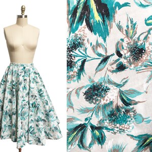 Vintage 1950s Circle Blue White Skirt - Floral Watercolor Print Waist:26&quot;