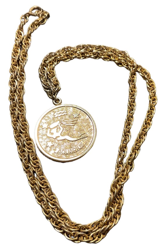 Aquarius medallion gold tone astrology necklace Sa