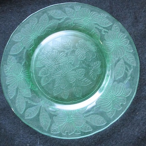 Antique  Depression Glass   Dogwood Apple Blossom Green Lunch Plate  Macbeth Evans  1930-34 -COMBINED SHIPPING-Estate find