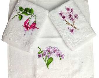 Guest mini washcloth towels floral botanical embroidery. Soft guest towels. Small square hand cloths for bathroom. Morthers day Gift basket