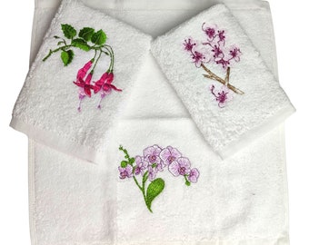 Guest mini washcloth towels floral botanical embroidery. Soft guest towels. Small square hand cloths for bathroom.