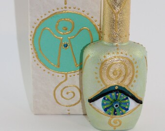 Handbemalte Parfümflasche mit Mati Glücks-Auge und Positive Energie Zeichen, Wellness und Feng Shui Deko Glas Flasche mit Körbler Symbolen