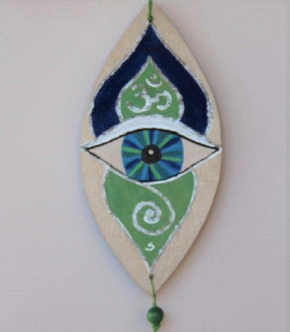 Shabby Boho Style Evil Eye Decor with Om in Blue Green Silver, Talisman Wall or Door Sign Nazar in Coastal Colors