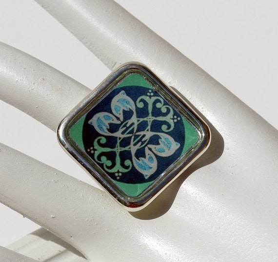 Ring with Dolphin Mandala in Dark Navy Blue Turquoise Green, Unique Coastal Design Love Statement Jewelry and Gift for Her or Him