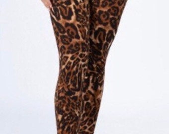 Women’s Leopard Print Leggings.