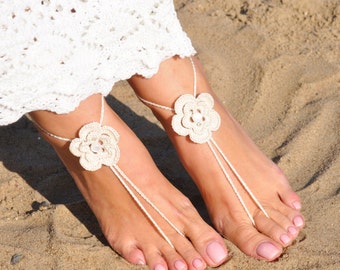 Crochet Ivory Barefoot Sandals, Foot jewelry, Bridesmaid gift, Barefoot sandles, Beach, Anklet, Wedding shoes, Beach Wedding, Summer shoes