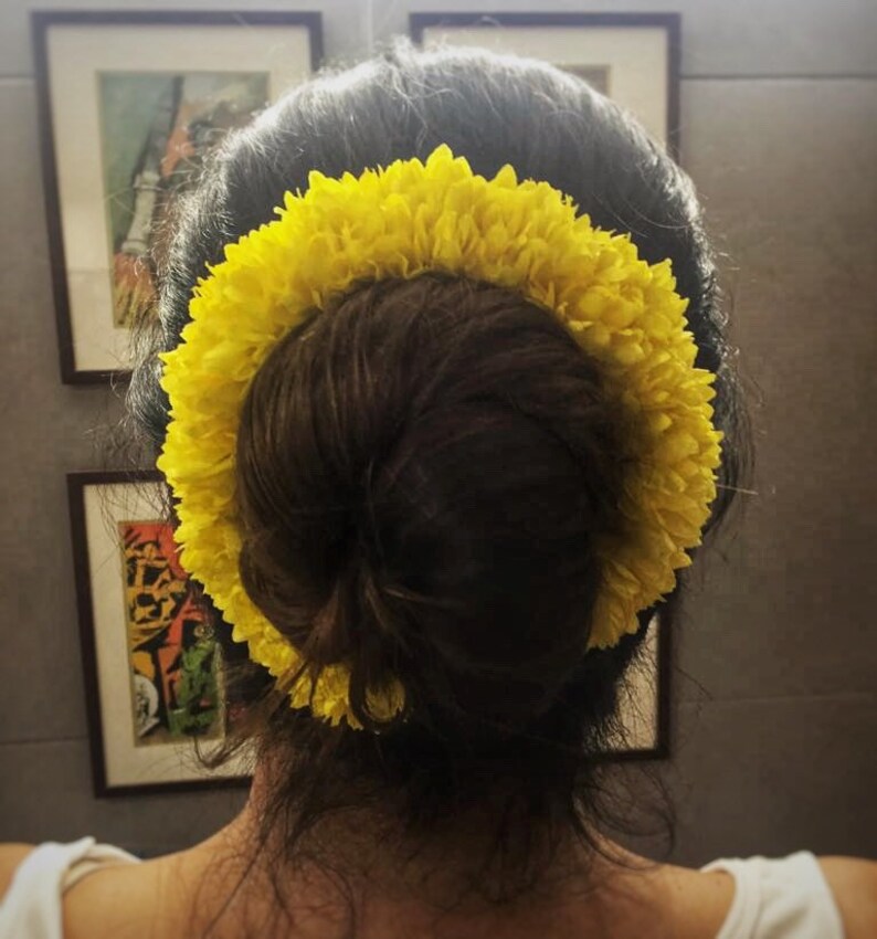 Single tone gajras Gajra for hair Indian wedding gajra Etsy