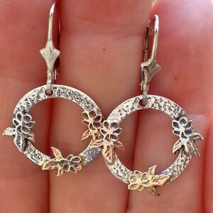 Dancing Flowers earrings, round earrings, made of silver and gold