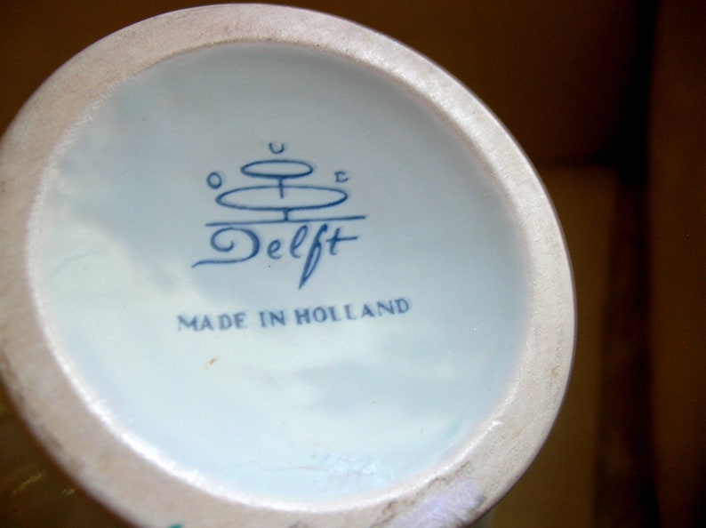 WILLIAMSBURG DELFT MALVAE drug jar
