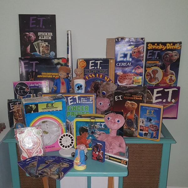 HOT DEAL! 42 item Massive E.T. collection of vintage memorabilia for one low price