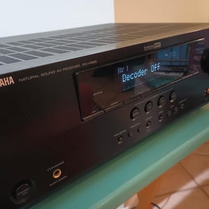 Yamaha Classic AV Receiver 7 channel 630 watts RX-V565 priced to sell