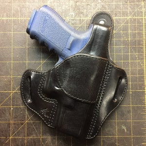 PDF Digital Pattern - Glock 17,22,31 Thumb Break Pancake Style Leather Holster Pattern
