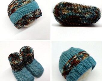 Brown and Blue Newborn Twin Gift Set: Hand Knit Hat and Booties Set, Wool Newborn Soft Soled Baby Shoes with Matching Hats, Ready to Ship