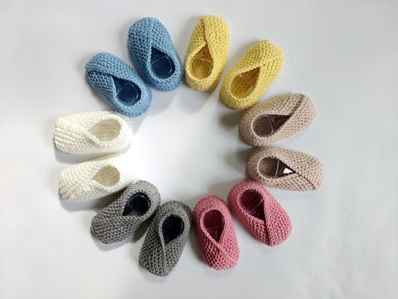 crossover baby booties