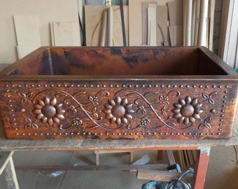 33&quot; Natural Patina Copper Farmhouse Kitchen Sink with SUNFLOWERS Design One Well
