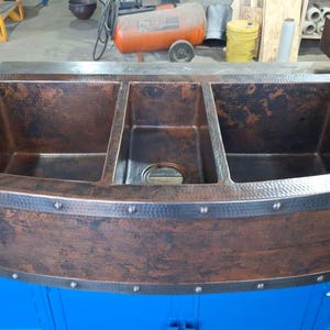 42" Triple Basin Copper Rounded Front Farmhouse Kitchen Sink; Straps & Rivets Apron Design