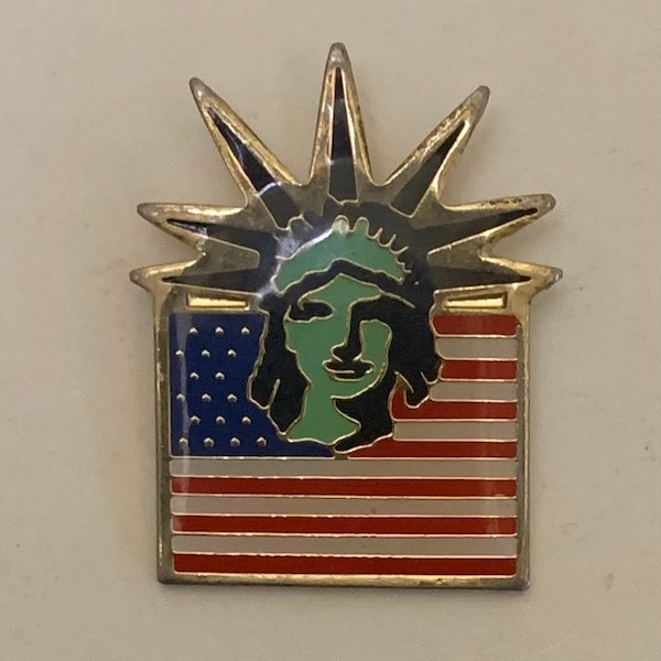 1983 Statue of Liberty Flag Pin Vintage USA NY New York E Hill Inc 1980's hat lapel retro brass metal City souvenir travel citizen patriotic
