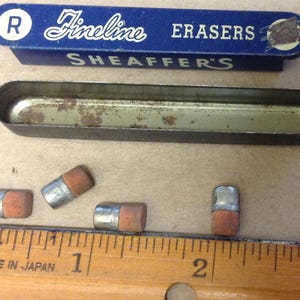 Lata de borrador de lápiz mecánico Sheaffer Fineline R, EE. UU., para escritorio, escritura, dibujo, suministros de arte, vintage, pequeño, Ft. Madison, Iowa