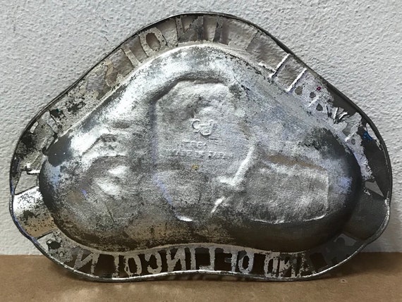 Vintage Pewter Souvenir of Chicago Ill tray